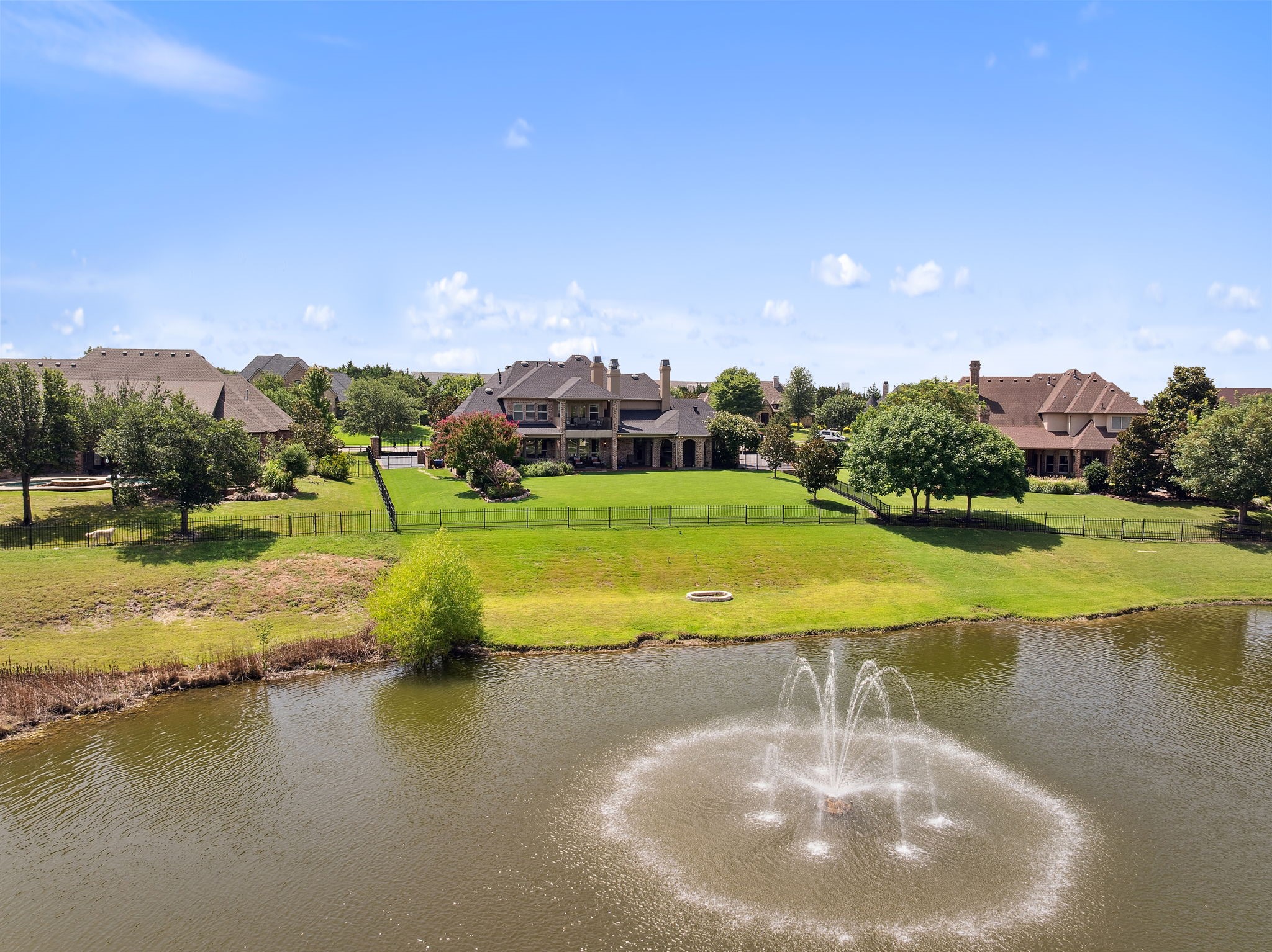 412 Wyndemere Boulevard Heath TX 75032