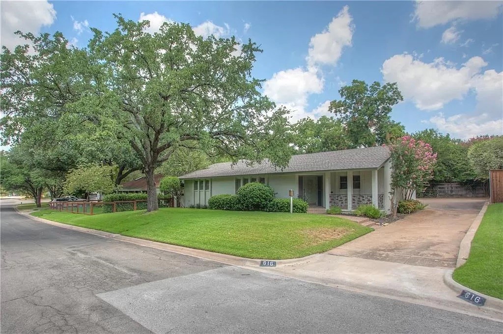 616 Edgefield Road Fort Worth TX 76107