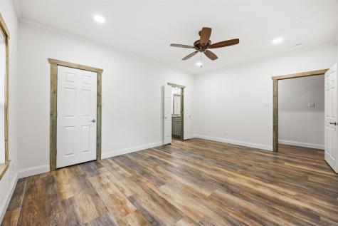 1044 E Woodridge Road Waxahachie TX 75165