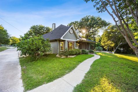 1044 E Woodridge Road Waxahachie TX 75165