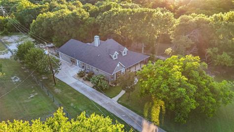 1044 E Woodridge Road Waxahachie TX 75165