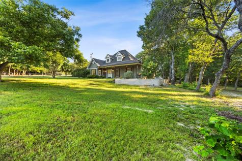 1044 E Woodridge Road Waxahachie TX 75165