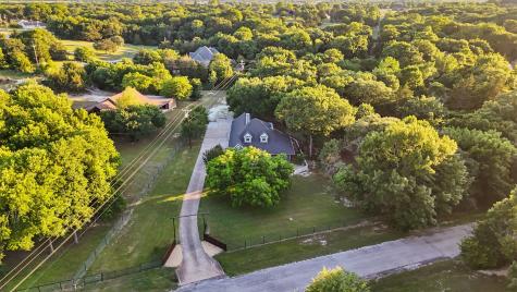 1044 E Woodridge Road Waxahachie TX 75165