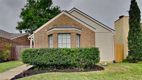 329 Teakwood Lane Lewisville TX 75067