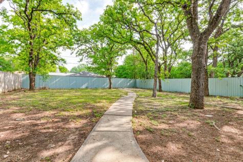 3825 Childress Street Fort Worth TX 76119