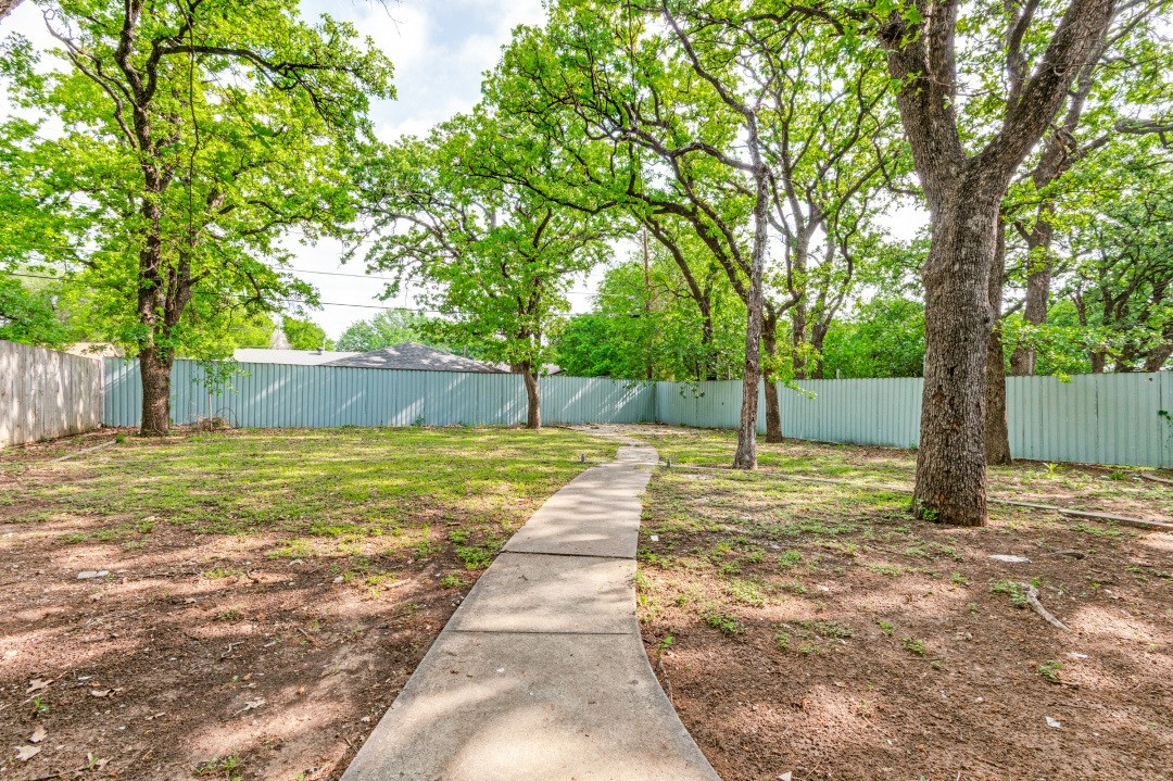 3825 Childress Street Fort Worth TX 76119