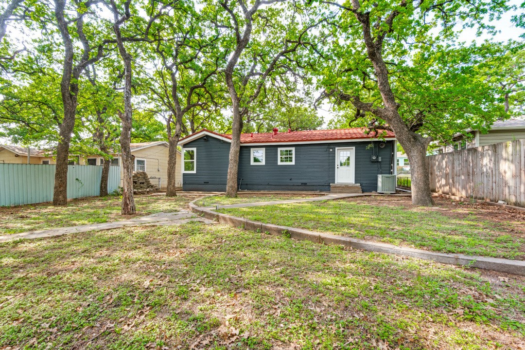 3825 Childress Street Fort Worth TX 76119