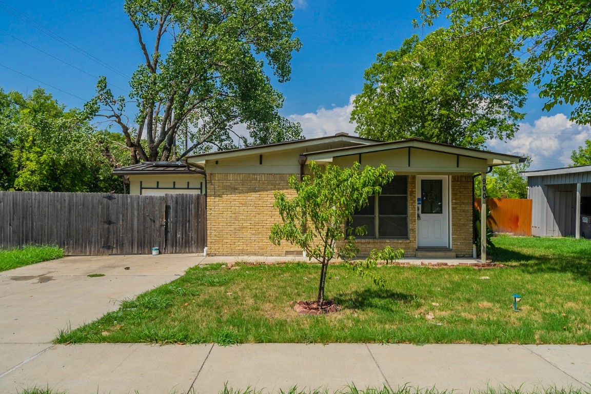 900 N 4th Street Princeton TX 75407