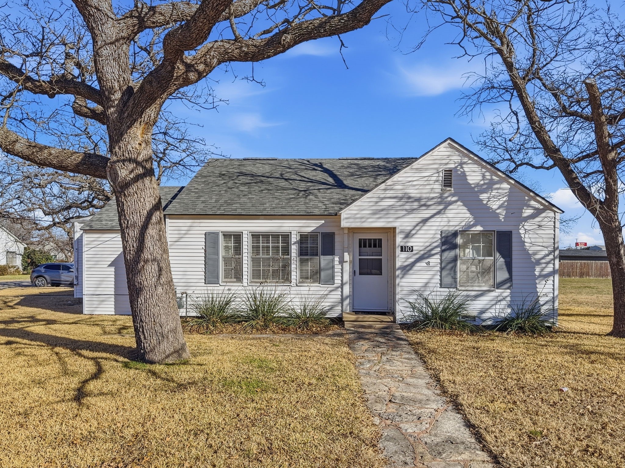 110 N Bouldin Street Hamilton TX 76531