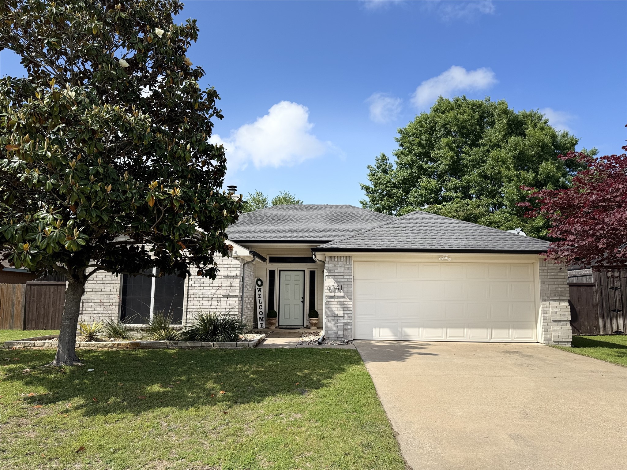 6241 Peach Tree Drive Midlothian TX 76065