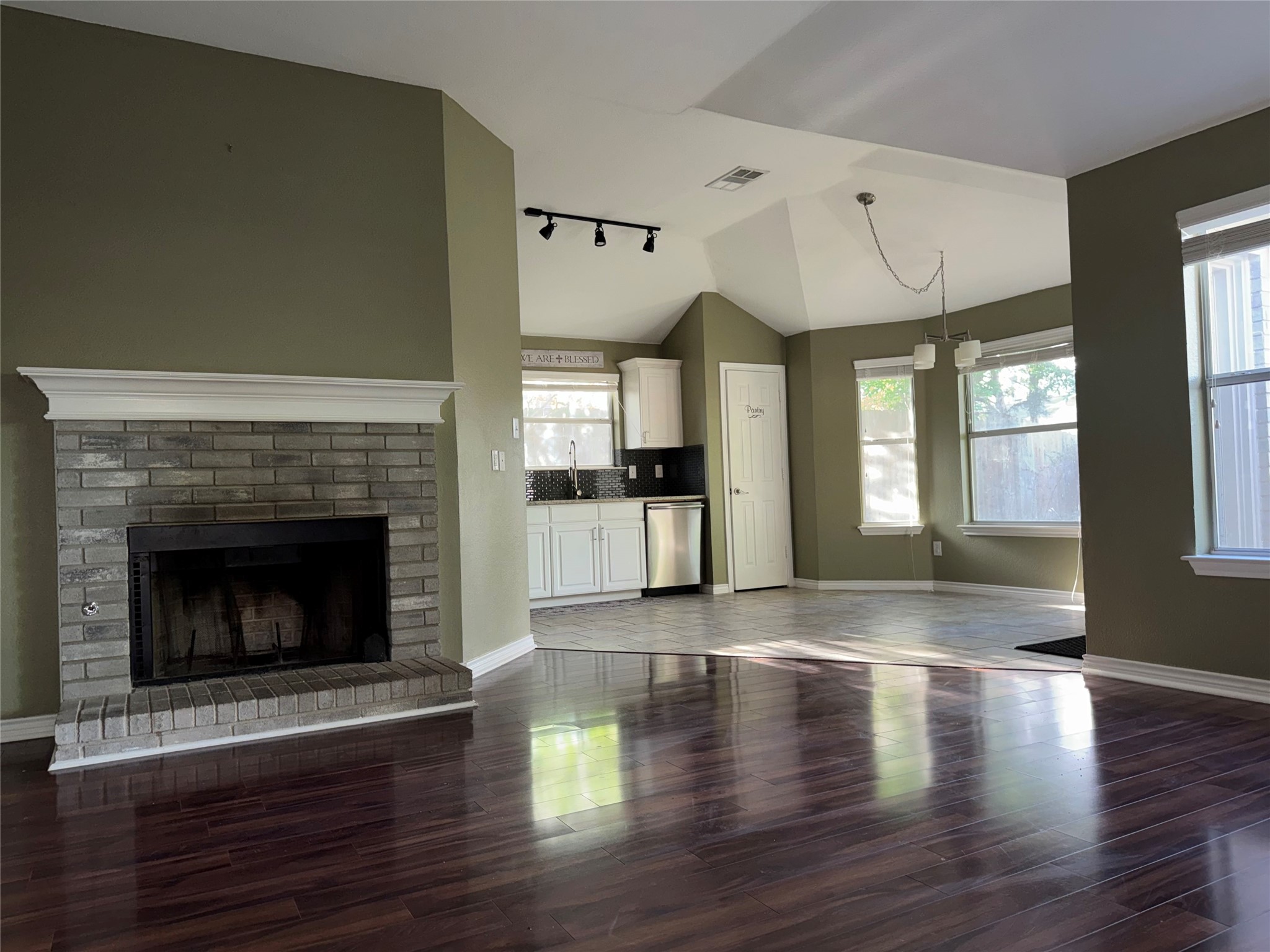 6241 Peach Tree Drive Midlothian TX 76065