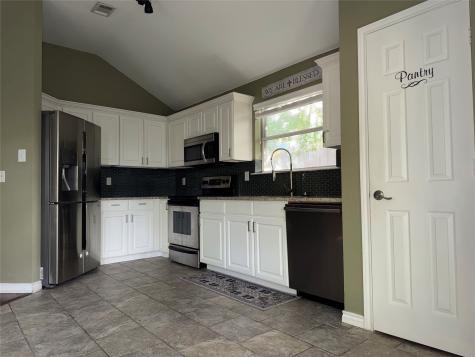 6241 Peach Tree Drive Midlothian TX 76065