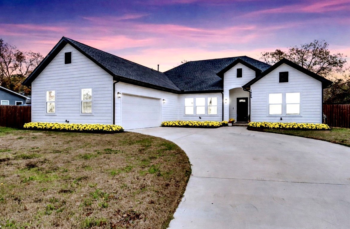 1909 Willowcrest Loop Denton TX 76205