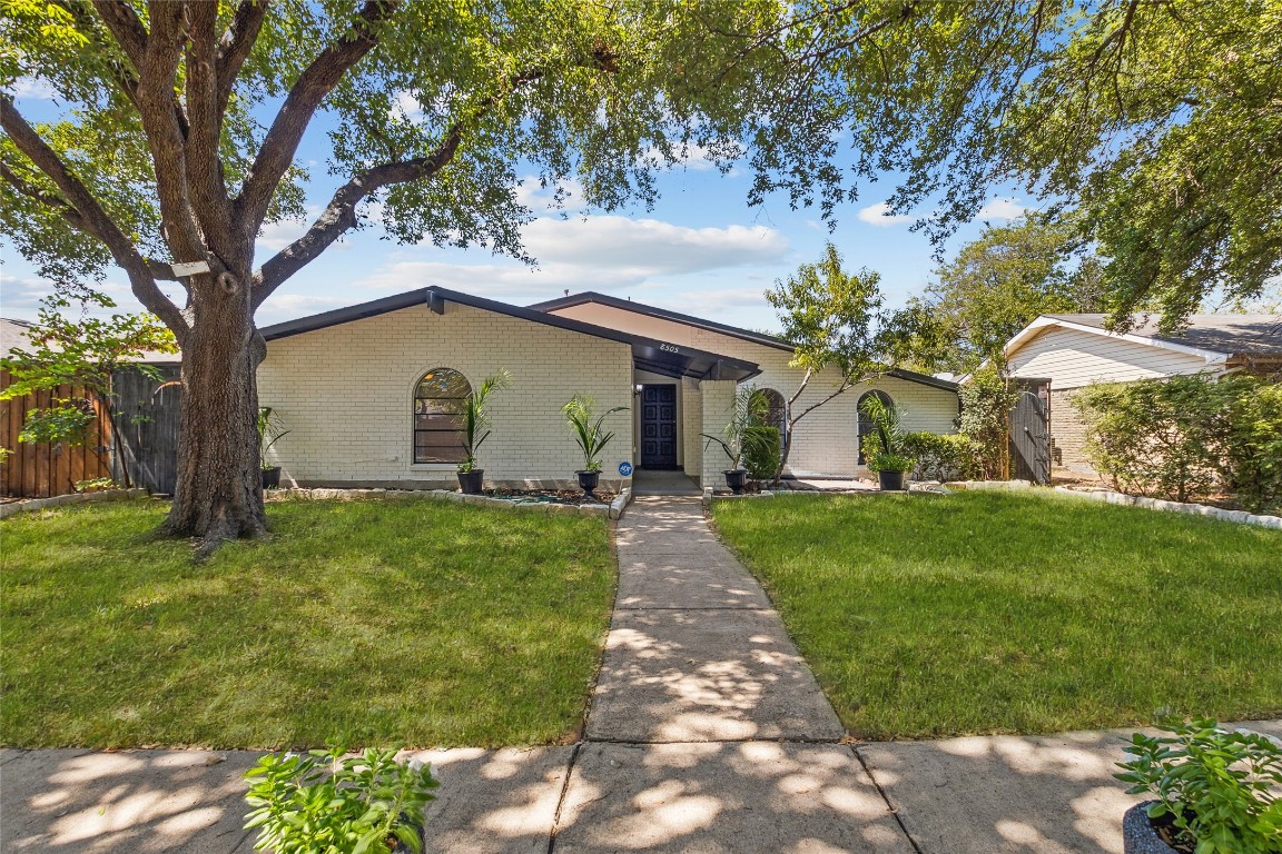8505 Grumman Drive Dallas TX 75228