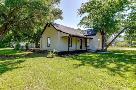 304 E Roosevelt Avenue Whitney TX 76692
