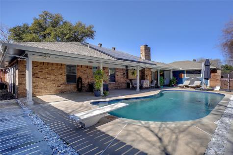 1940 Casa Loma Court Grapevine TX 76051