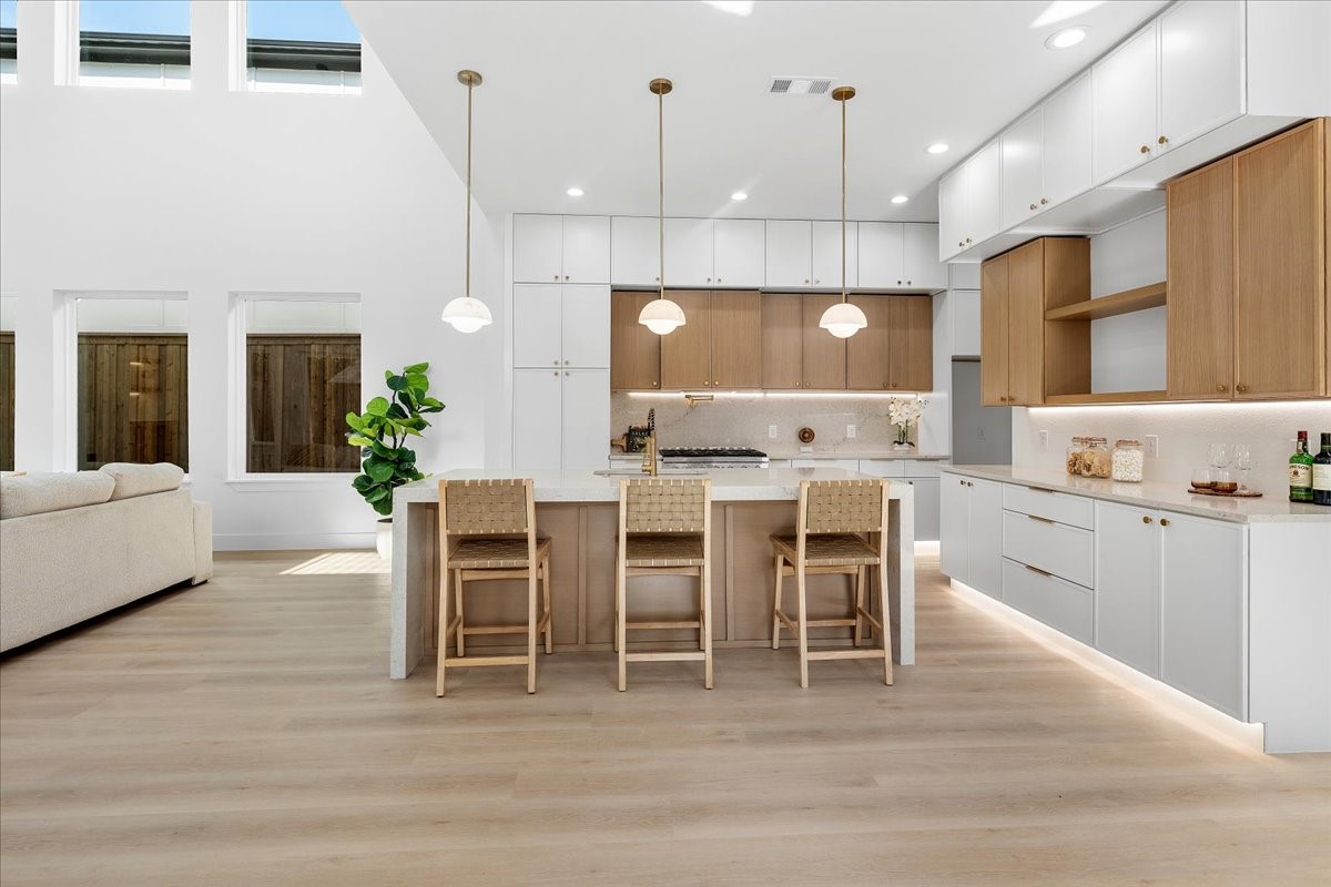1507 Dennison Street Dallas TX 75212