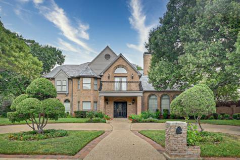 707 Buttermilk Drive Arlington TX 76006