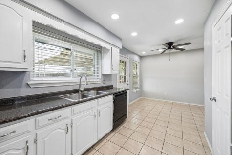 709 Bowie Street Forney TX 75126