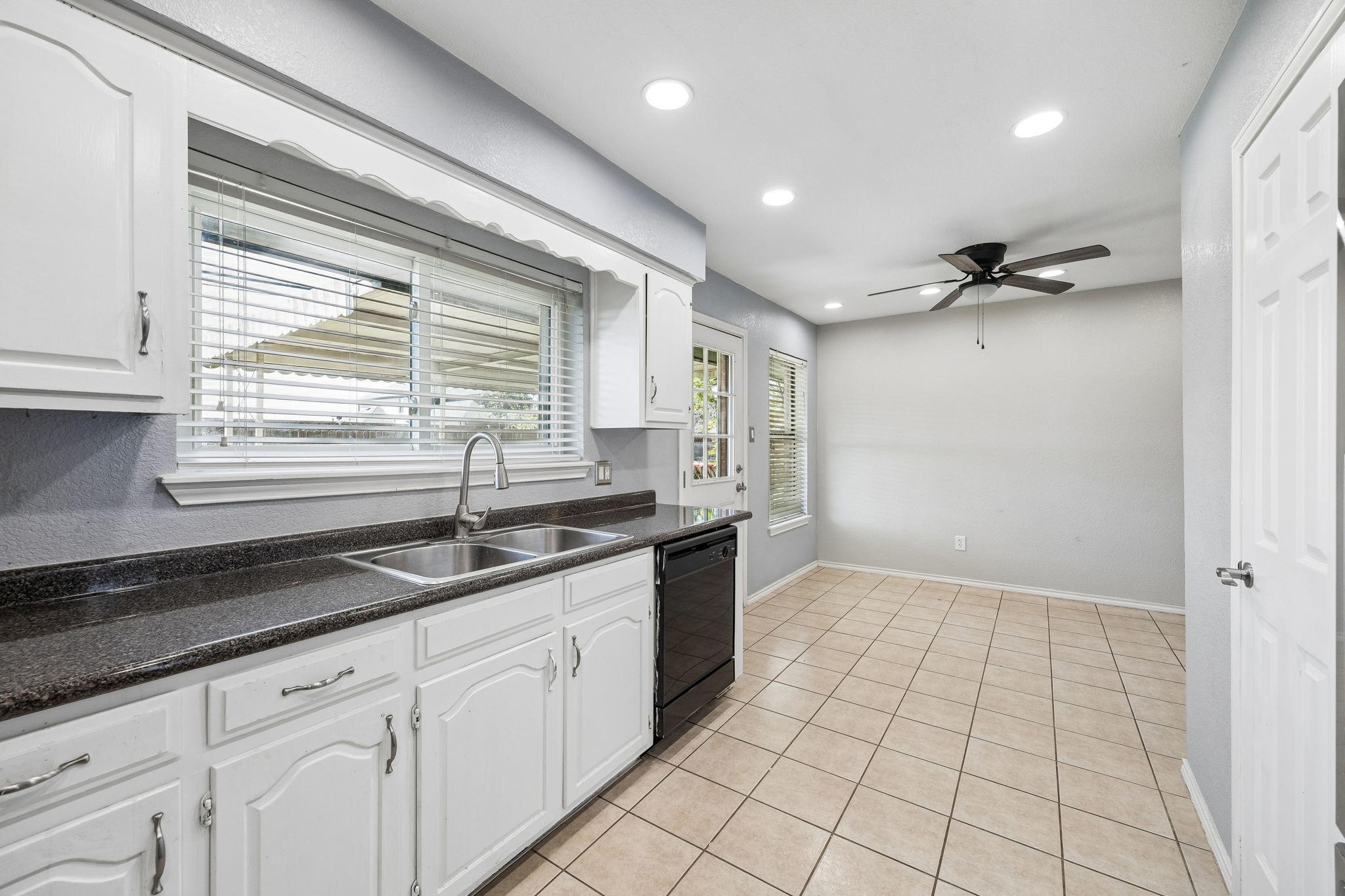 709 Bowie Street Forney TX 75126