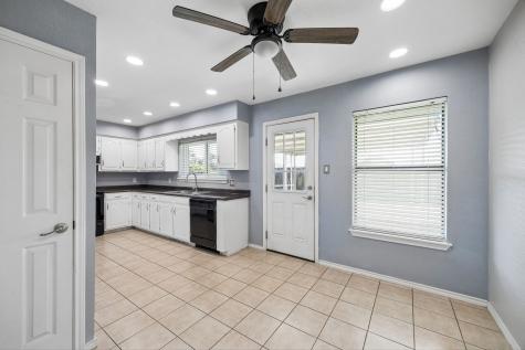 709 Bowie Street Forney TX 75126