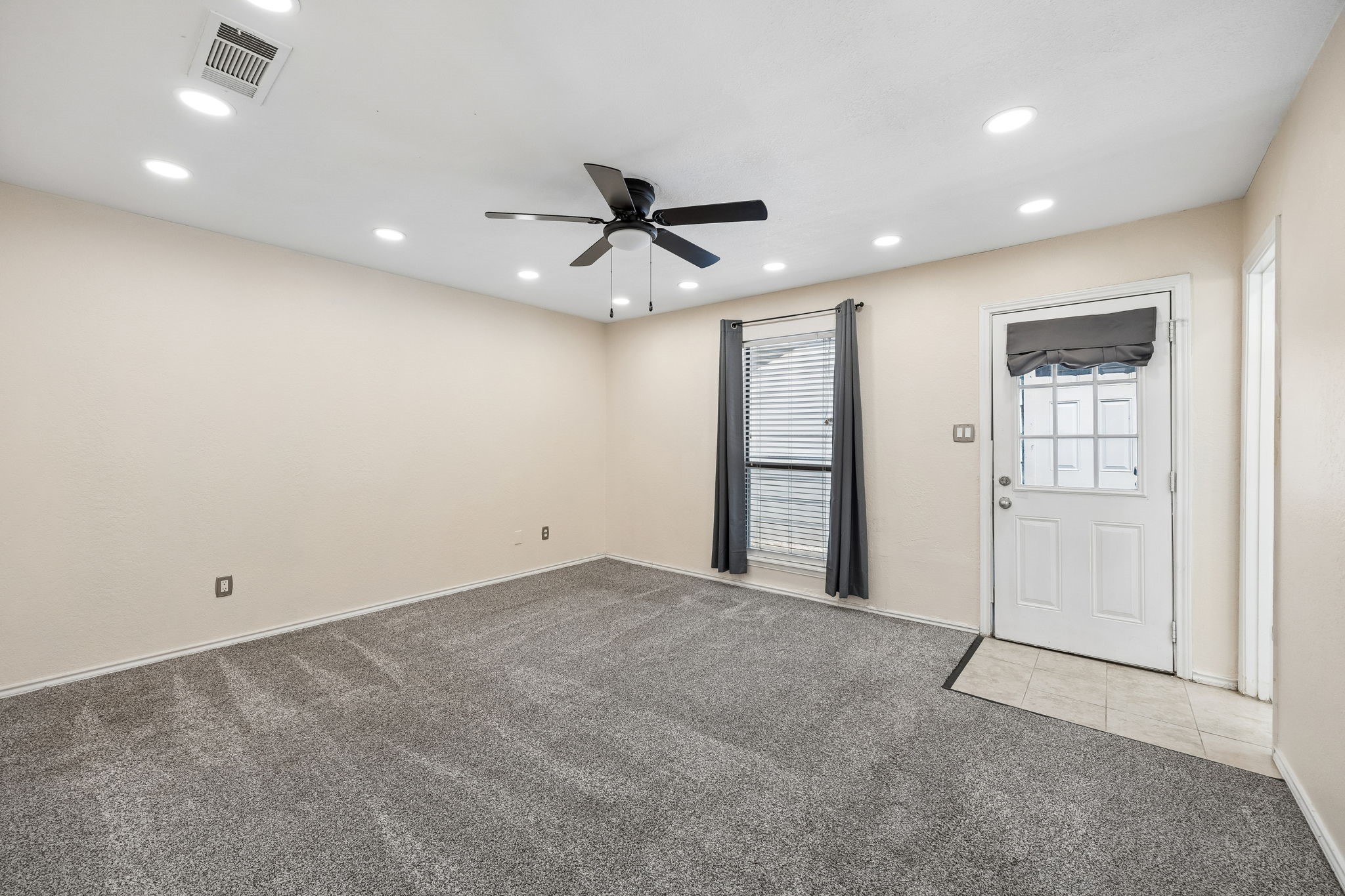 709 Bowie Street Forney TX 75126