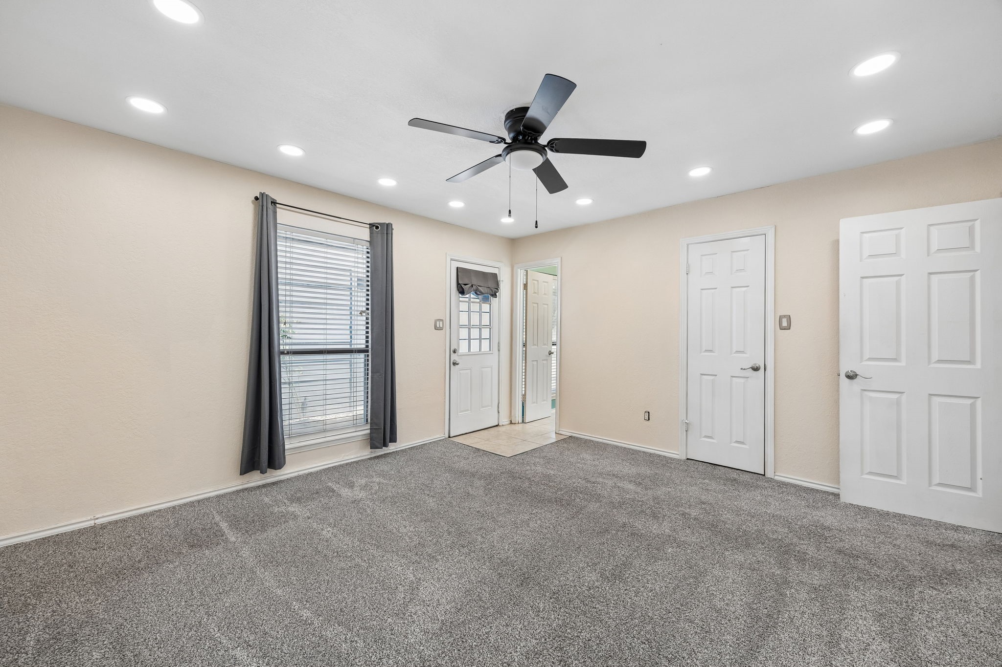 709 Bowie Street Forney TX 75126