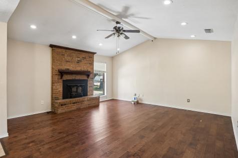 709 Bowie Street Forney TX 75126