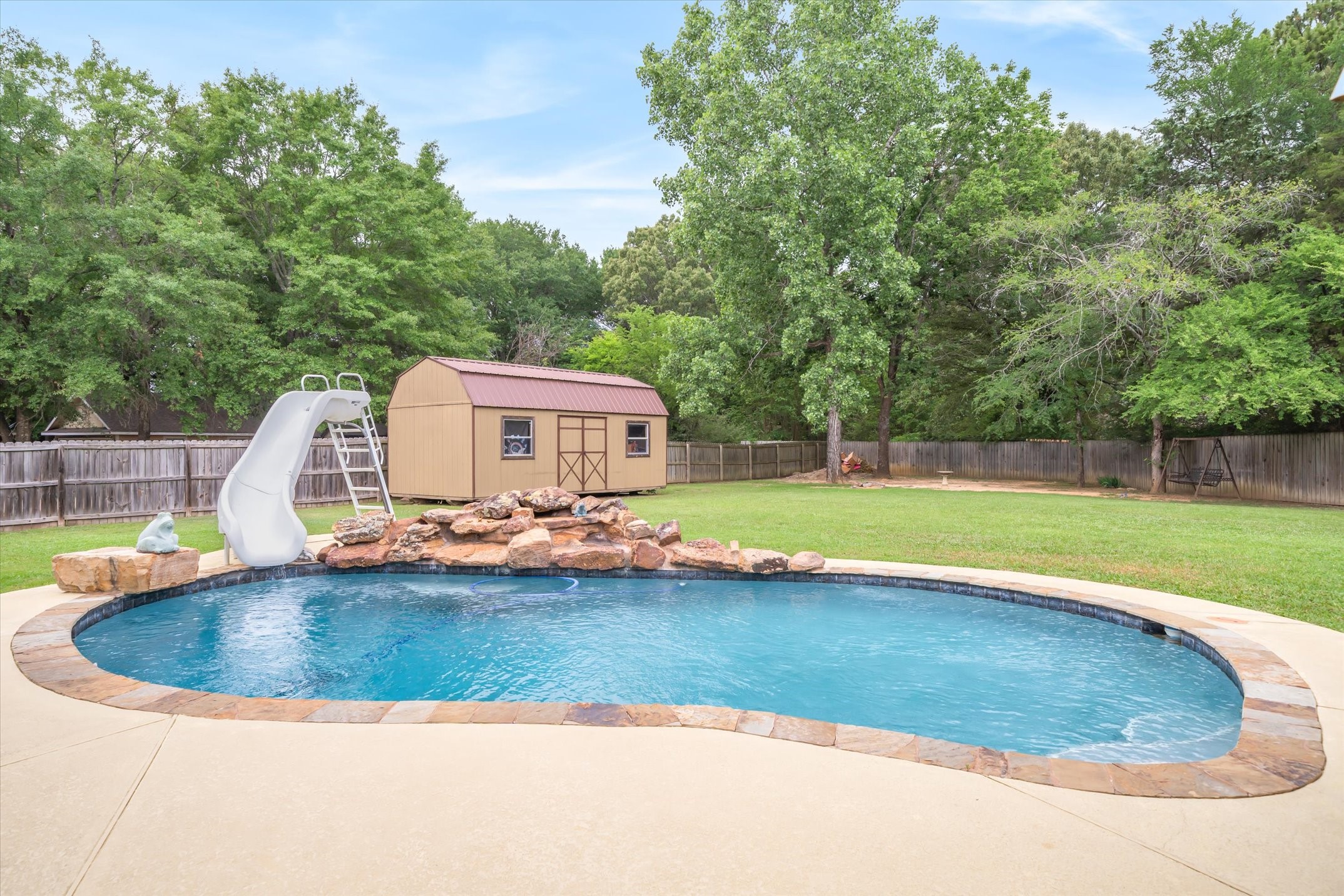111 Dogwood Place Van TX 75790
