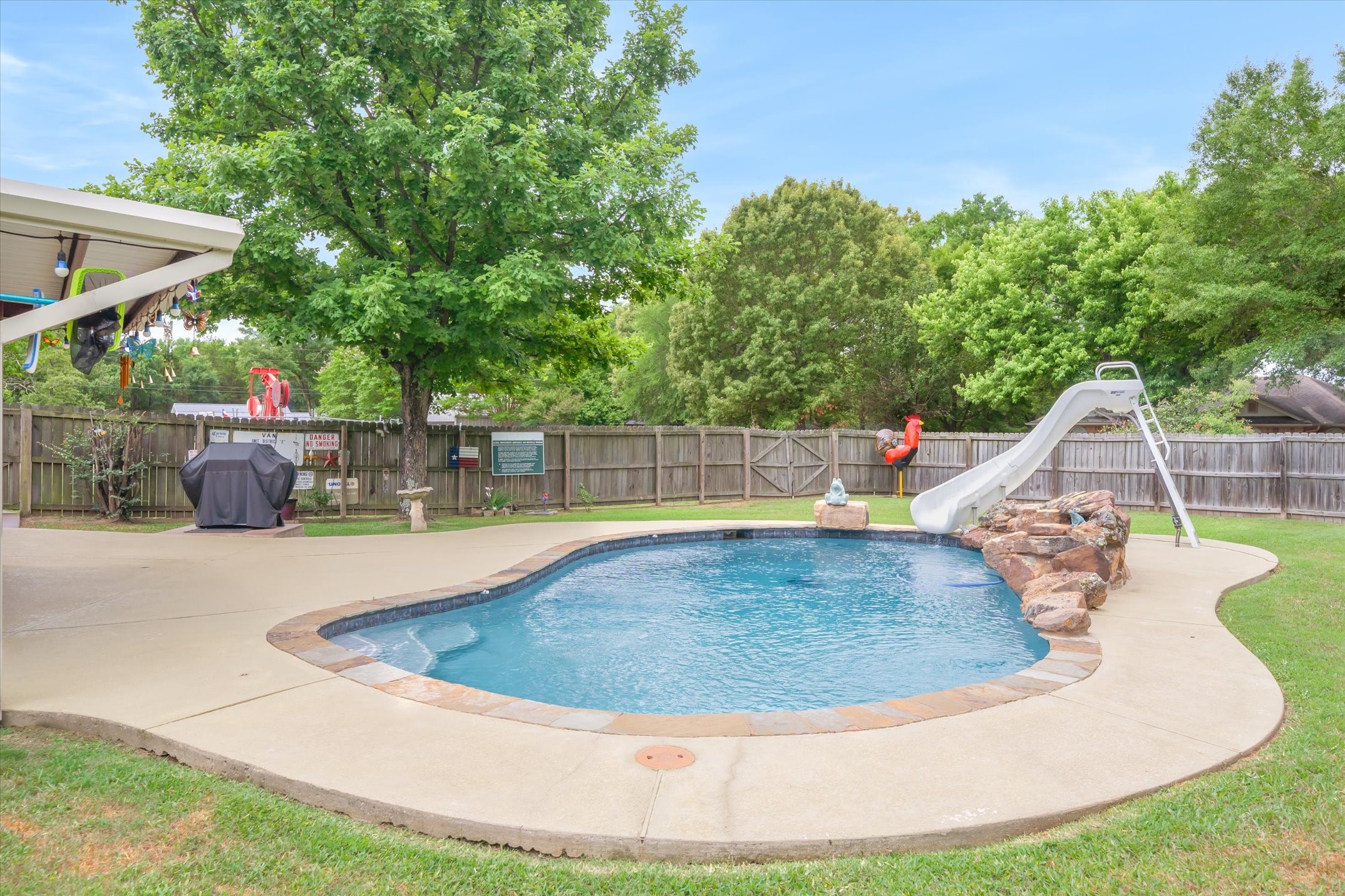 111 Dogwood Place Van TX 75790