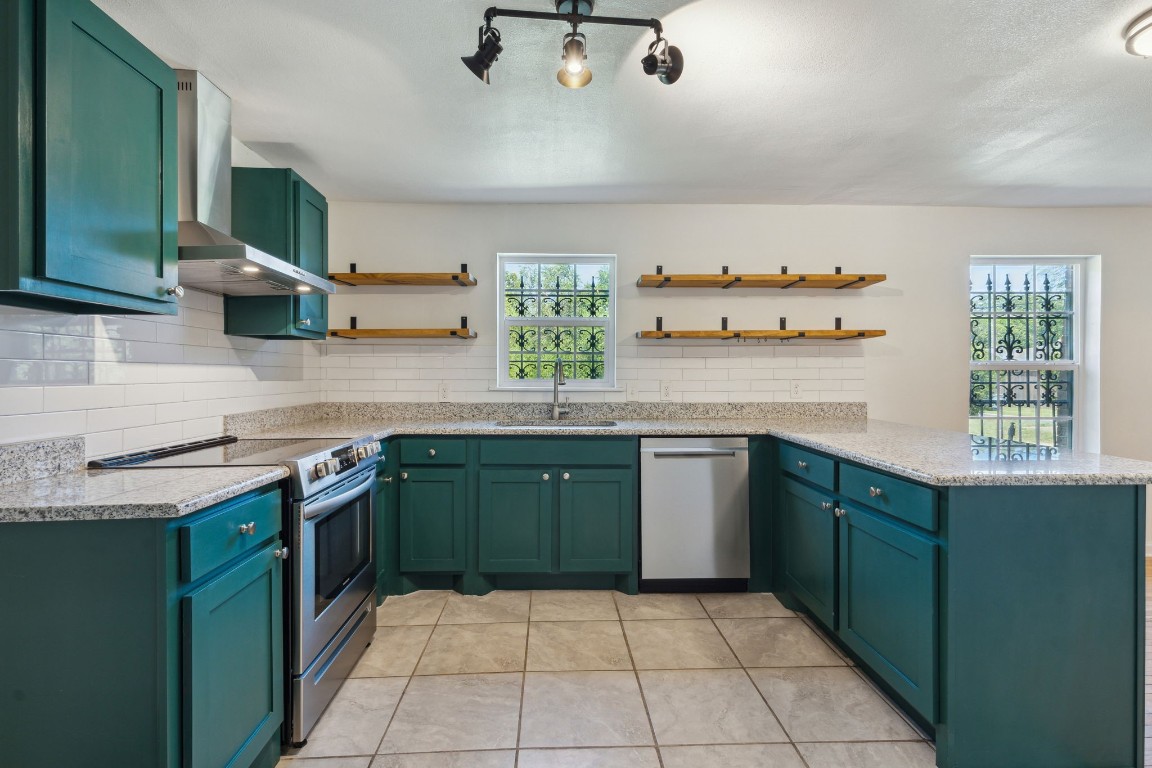 4407 Collins Avenue Dallas TX 75210