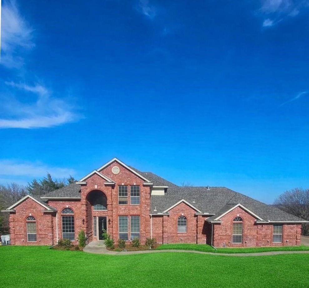 686 Cattlebaron Parc Drive Fort Worth TX 76108