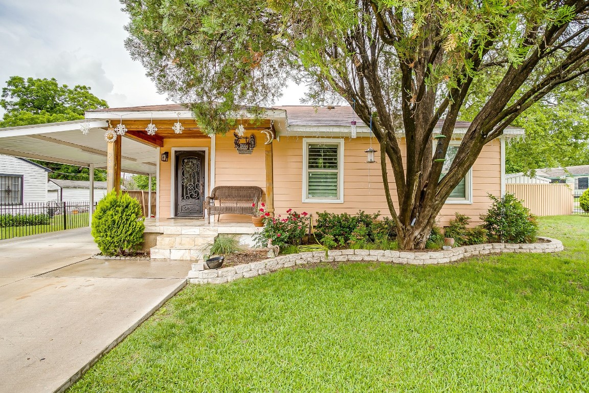 3444 Cardinal Drive Dallas TX 75216