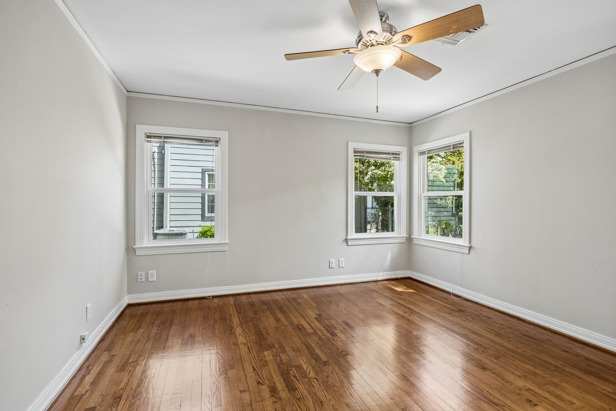 6018 Winton Street Dallas TX 75206