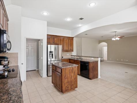 708 Date Court Burleson TX 76028