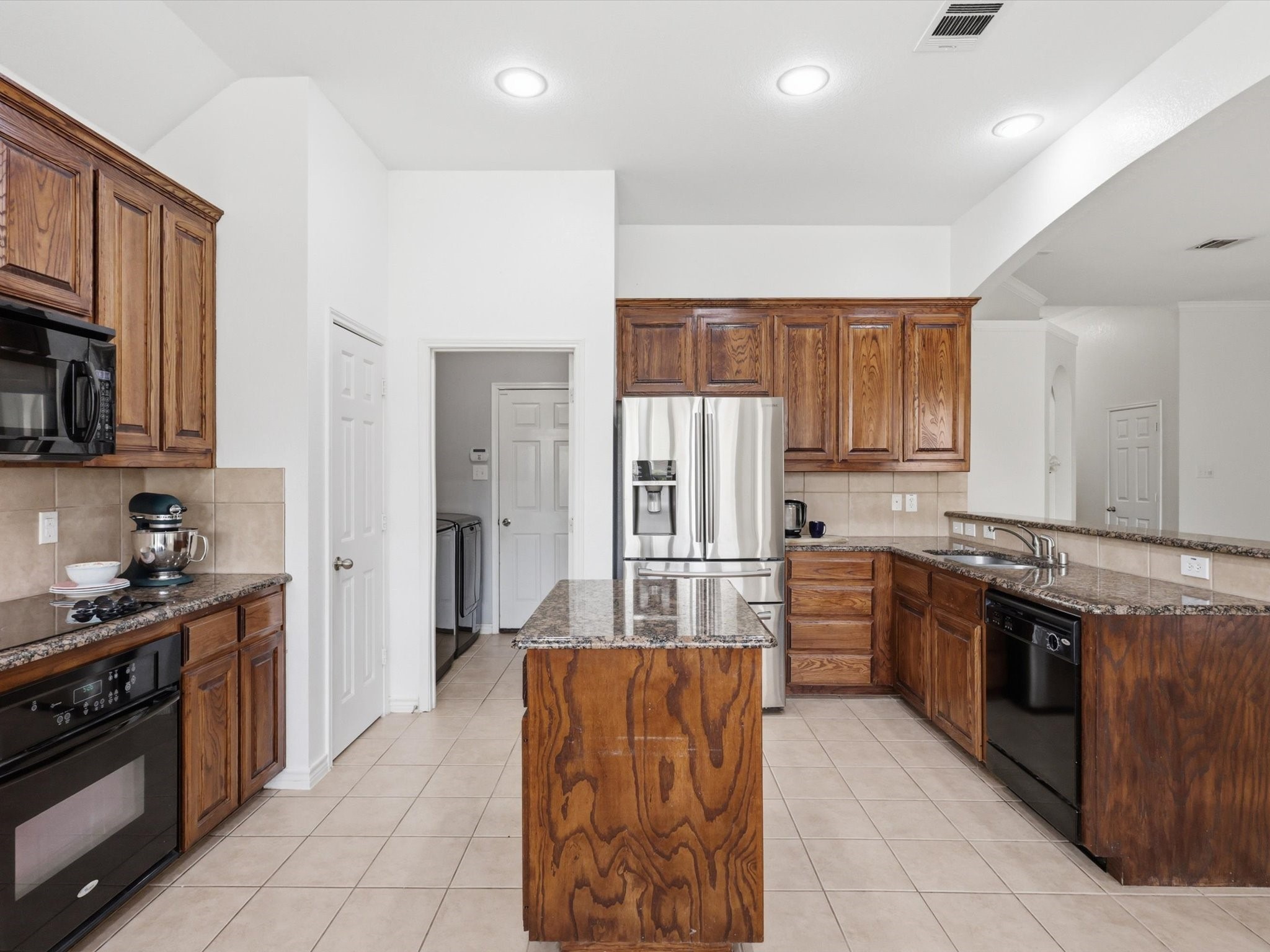 708 Date Court Burleson TX 76028