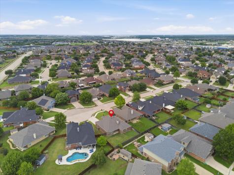708 Date Court Burleson TX 76028