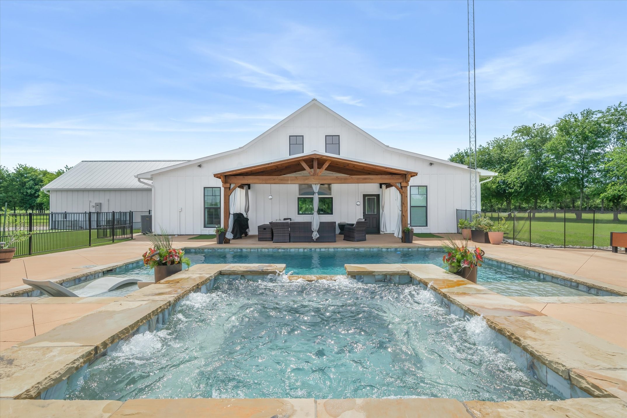 185 Vz County Road 3818 Wills Point TX 75169