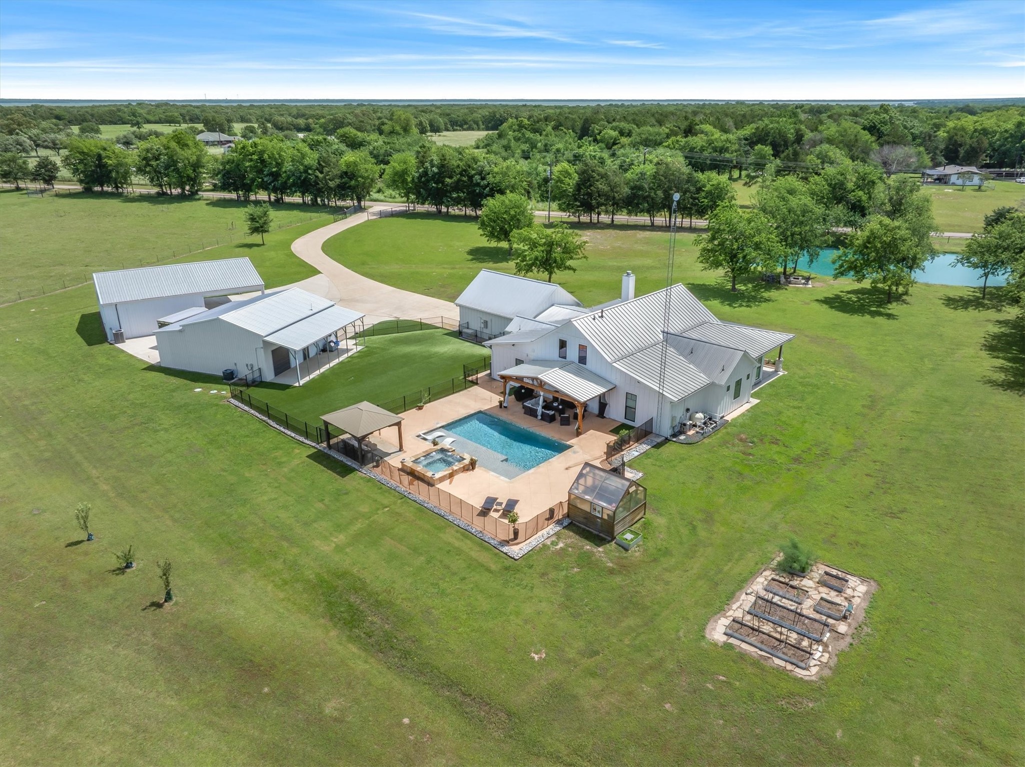 185 Vz County Road 3818 Wills Point TX 75169