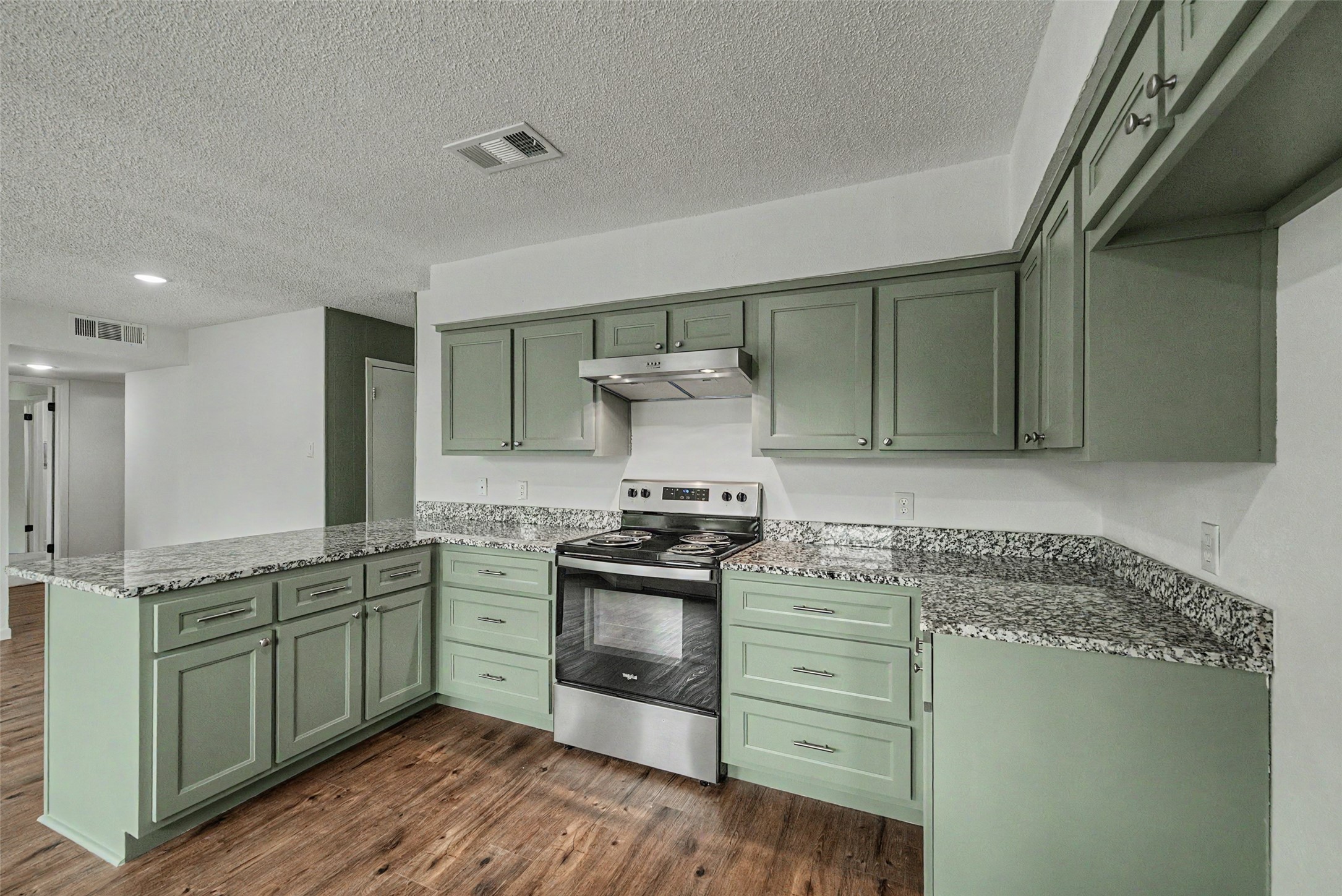 805 Stratford Drive Bedford TX 76021