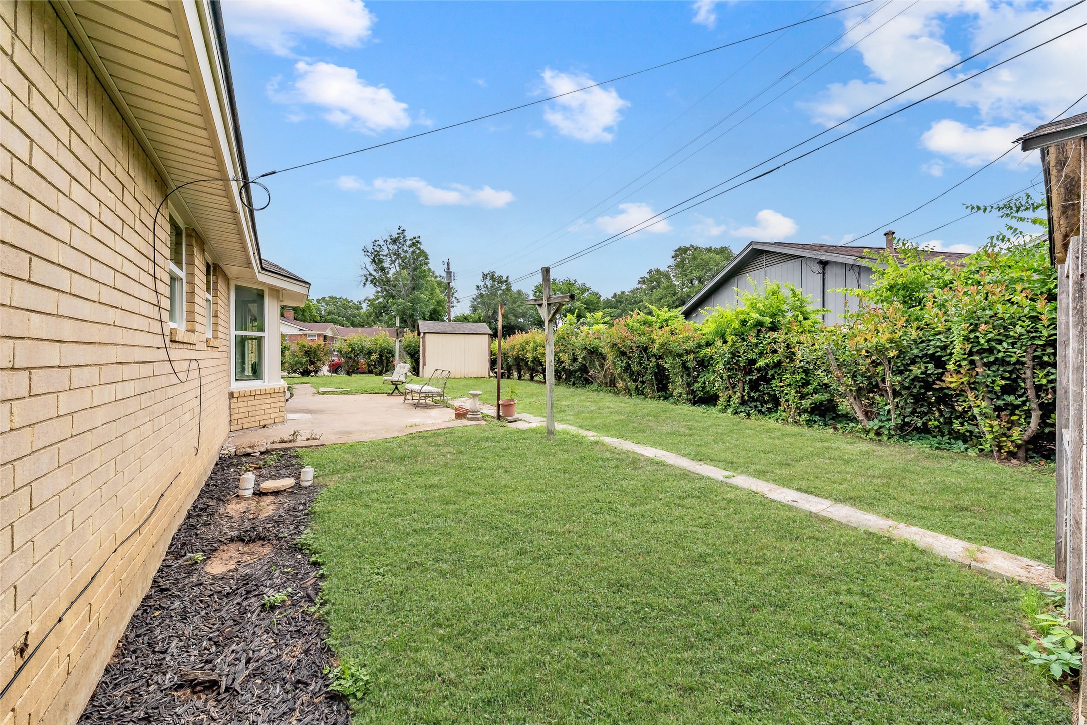 805 Stratford Drive Bedford TX 76021