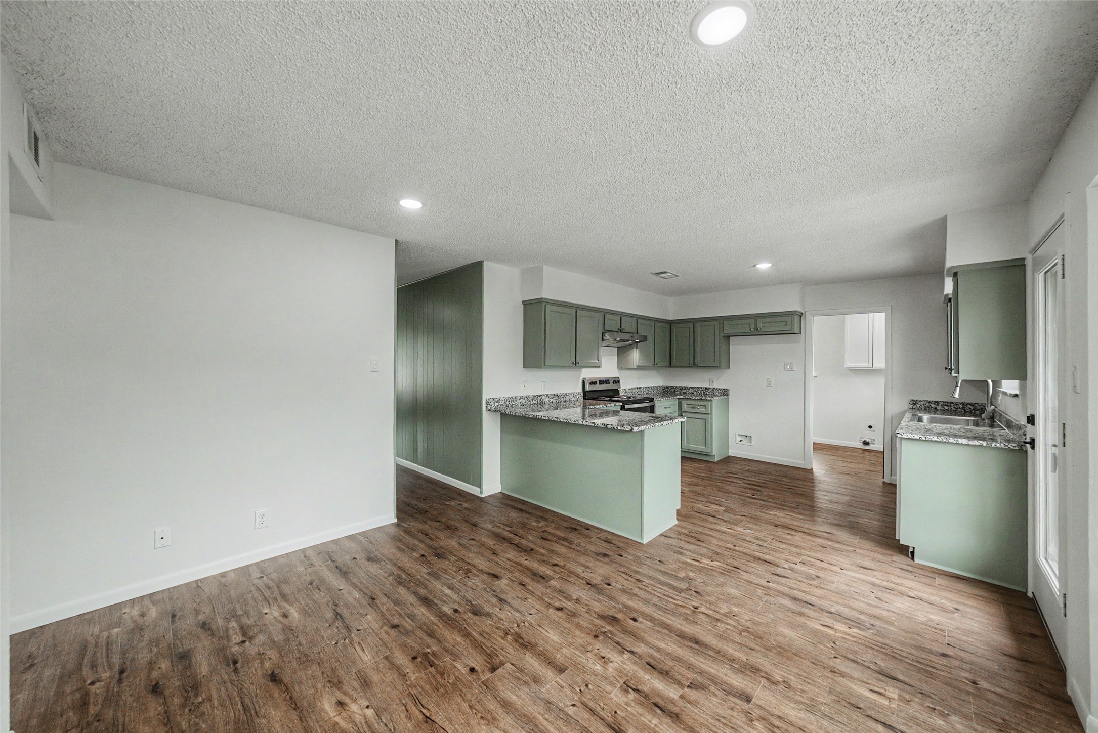 805 Stratford Drive Bedford TX 76021