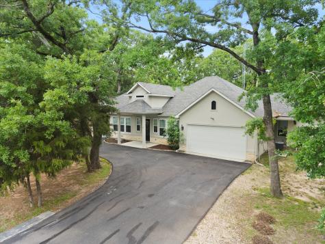 2526 Fox Point Circle Quinlan TX 75474