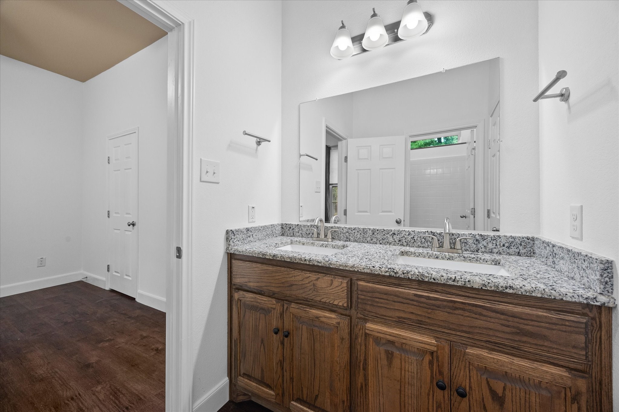 2526 Fox Point Circle Quinlan TX 75474
