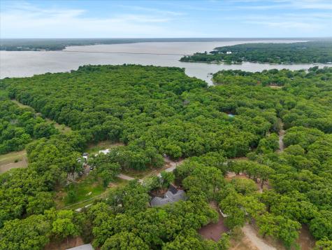 2526 Fox Point Circle Quinlan TX 75474