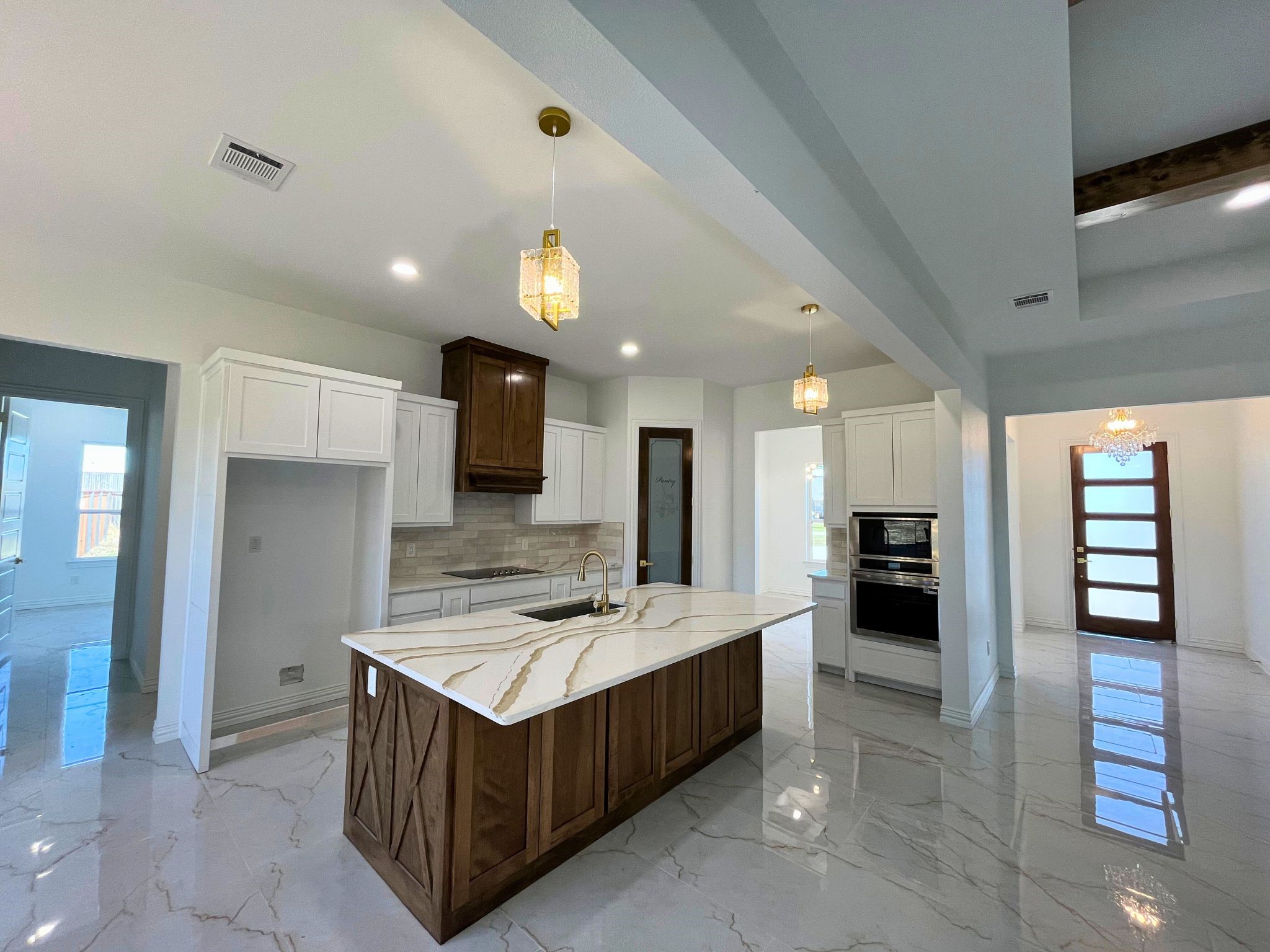 105 Oxford Court Weatherford TX 76088