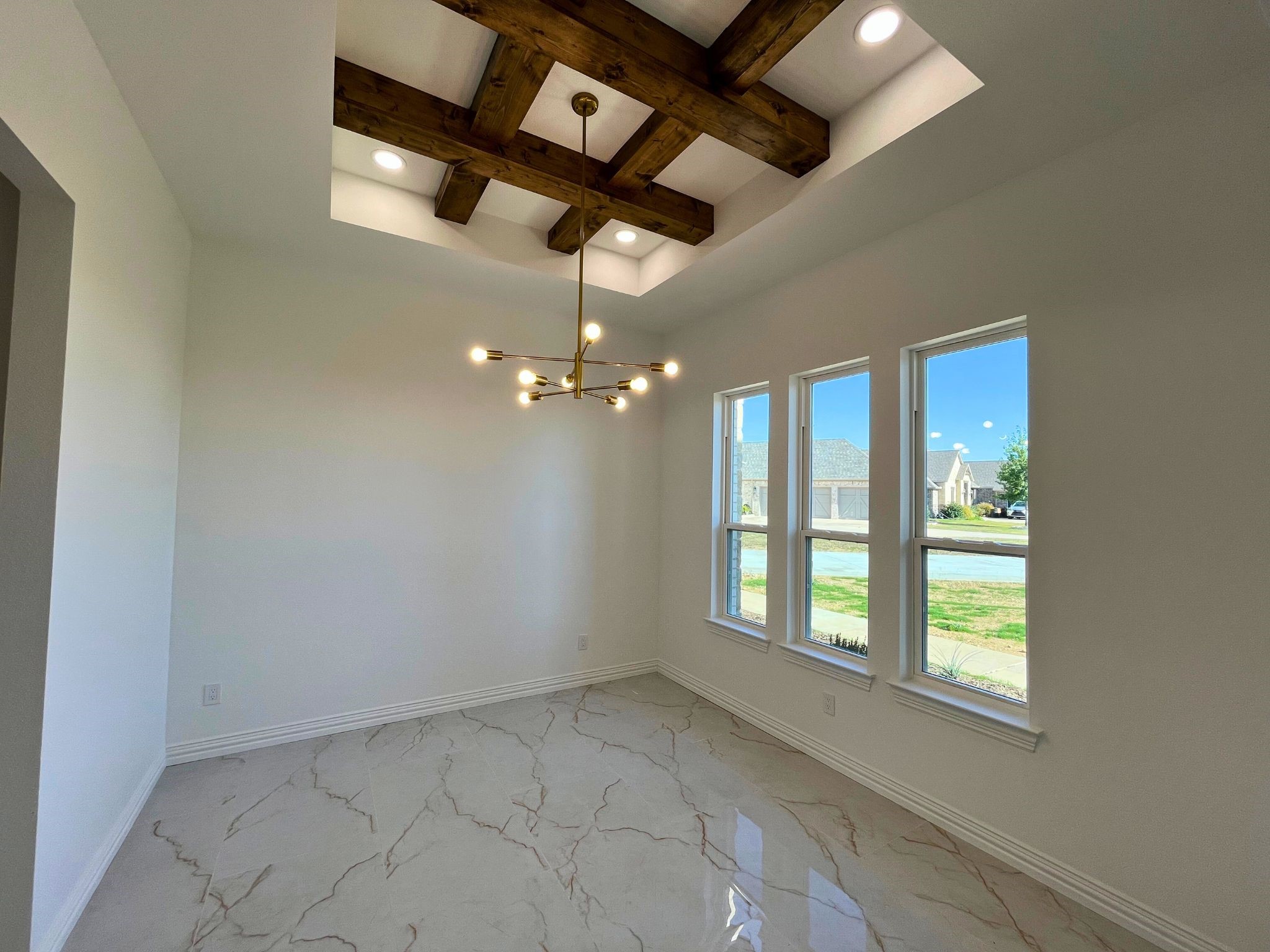 105 Oxford Court Weatherford TX 76088
