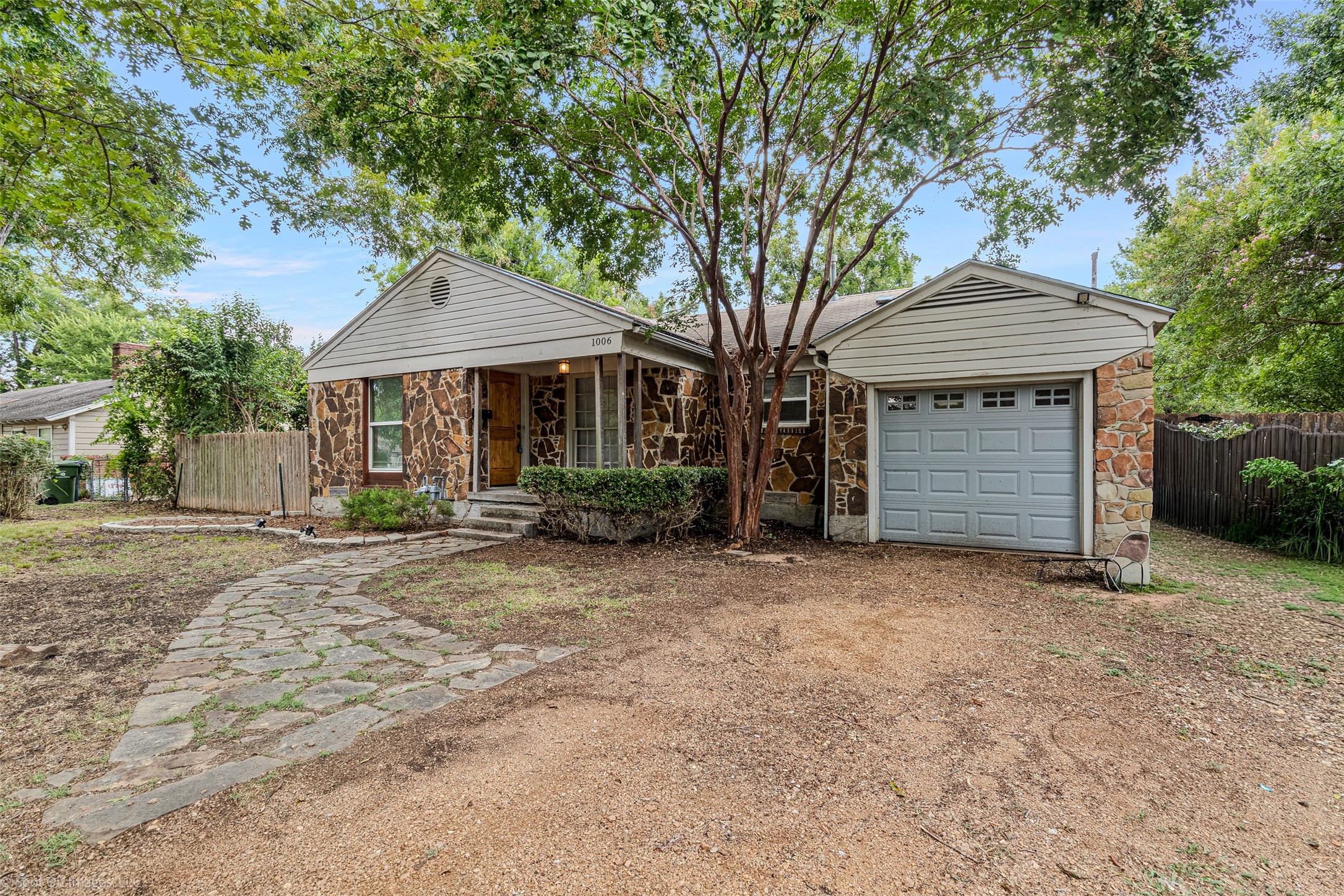 1006 Briarwood Drive Garland TX 75041