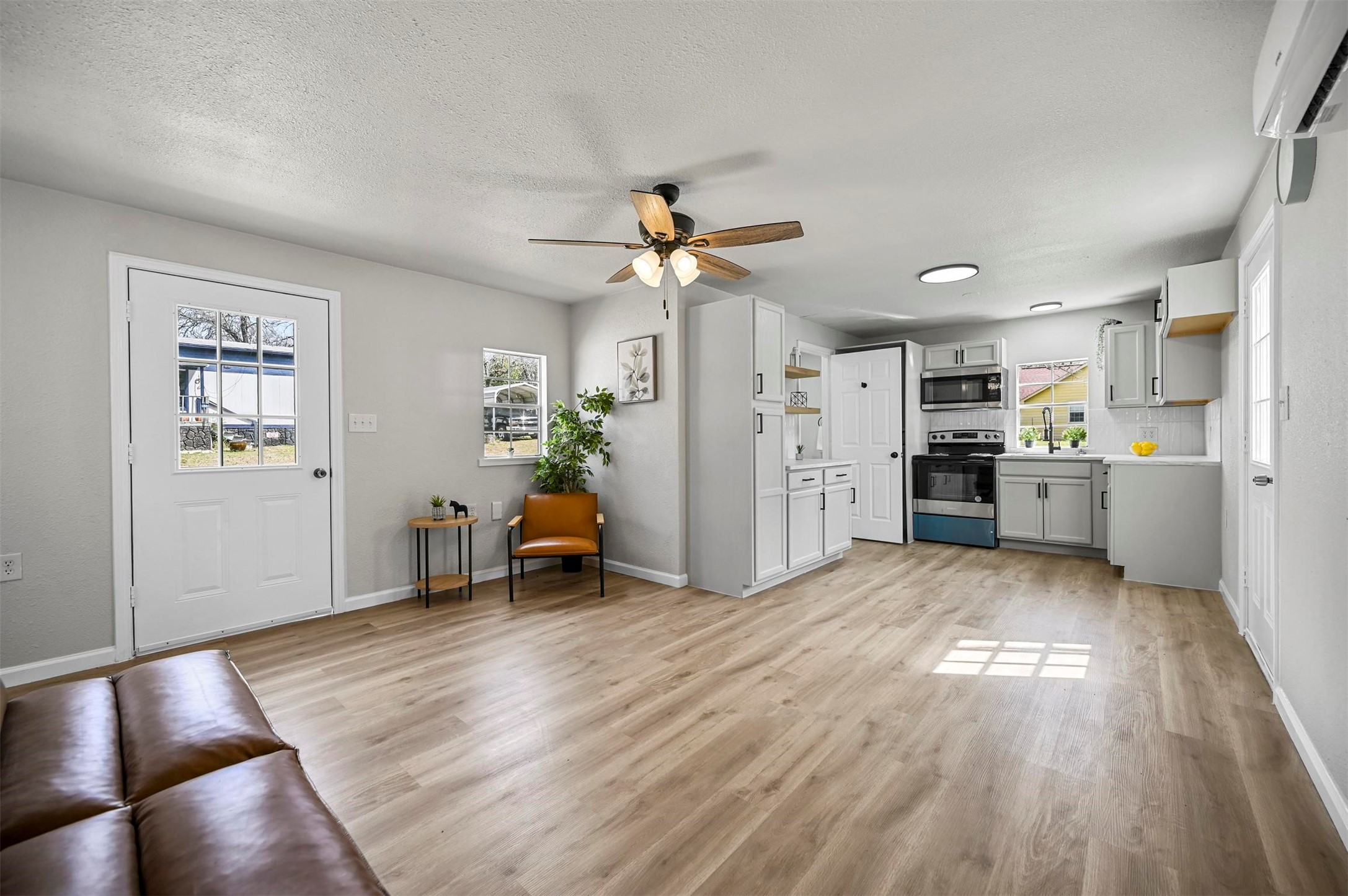 88 Live Oak Street Alvarado TX 76009
