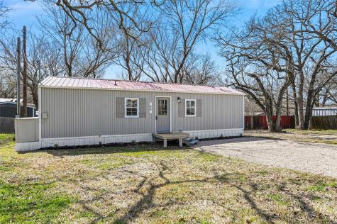 88 Live Oak Street Alvarado TX 76009